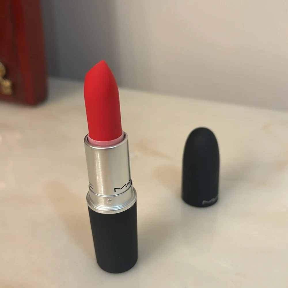 MAC Shocking Revelation (clean blue red) powder kiss lipstick